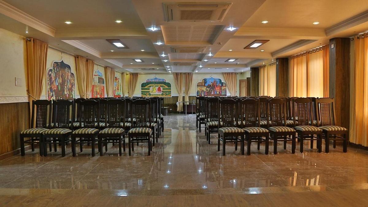 Continento The Classic Hotel Tirur Luaran gambar